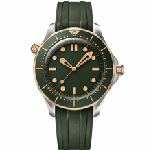 Relógio estilo mergulhador com mostrador verde, 42 mm